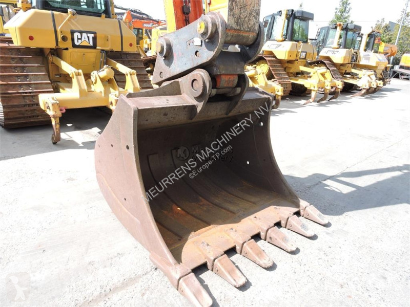 Excavadora Hitachi LC
