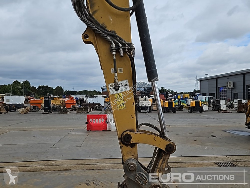 Escavatore Caterpillar R