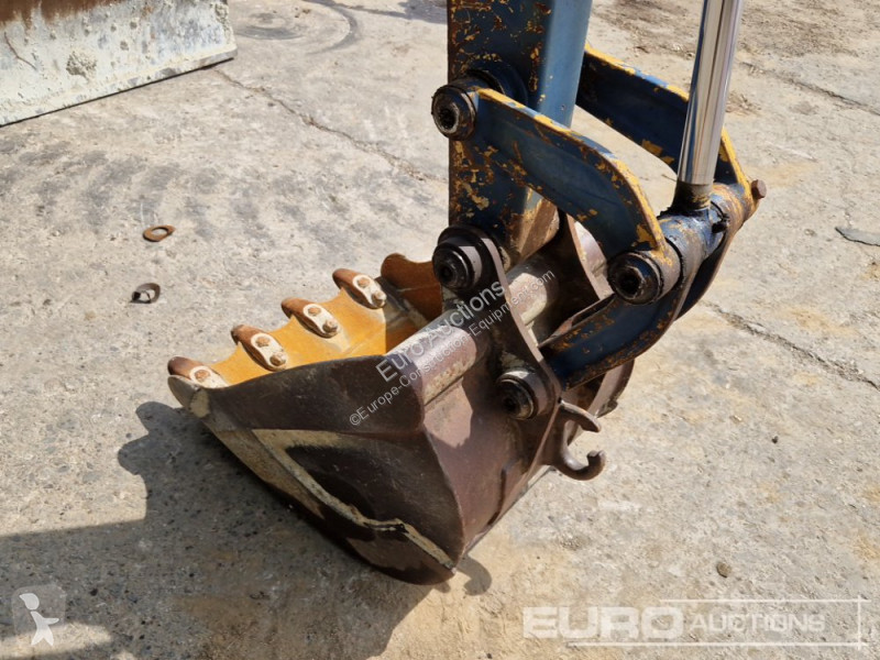 Excavator Komatsu -6