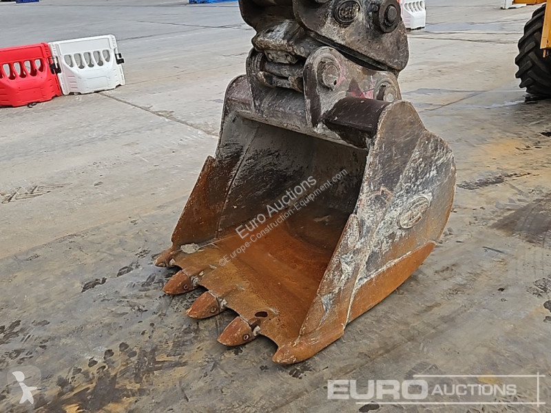 Escavadora Kobelco SK230SRLC-5