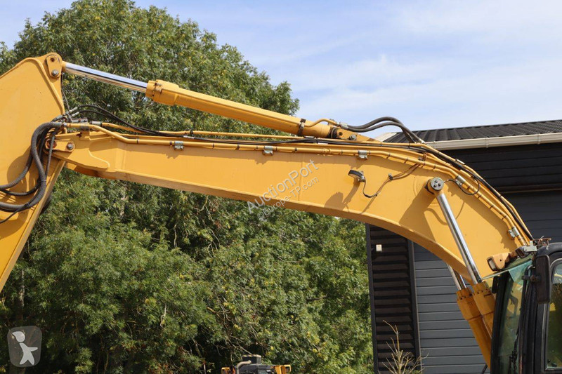 Excavator Caterpillar