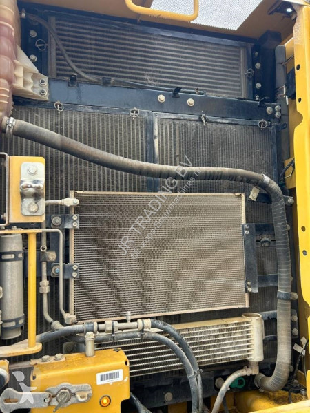 Excavator Caterpillar 320