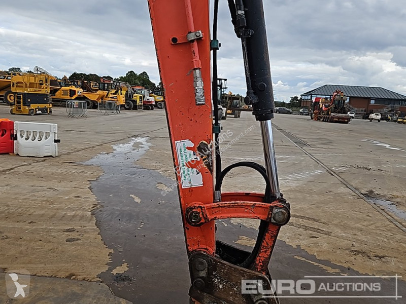 Lopatový nakládač Kubota KX057-4