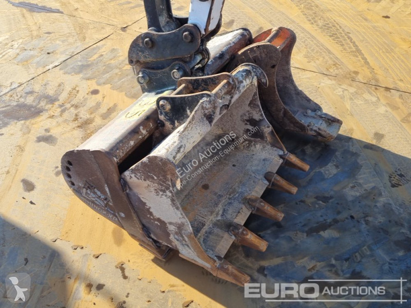 Lopatový nakládač Bobcat E27Z