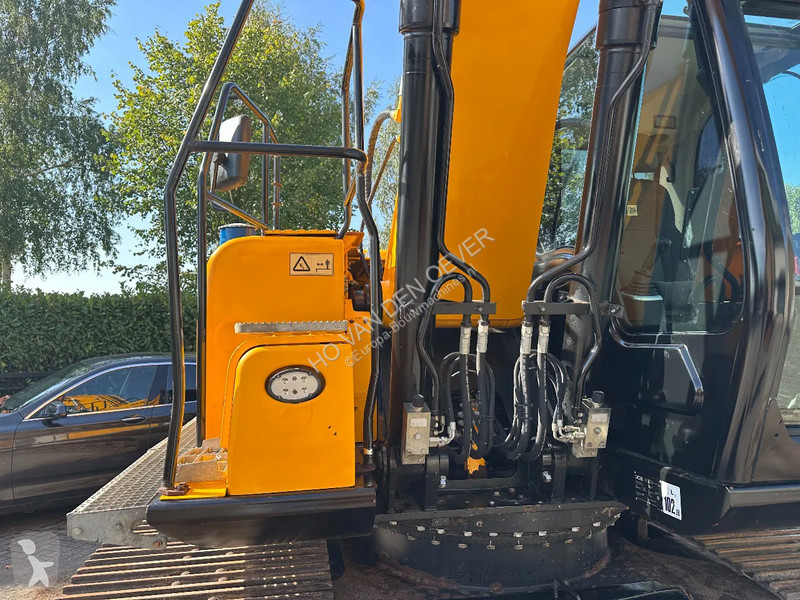 Graafmachine JCB plus
