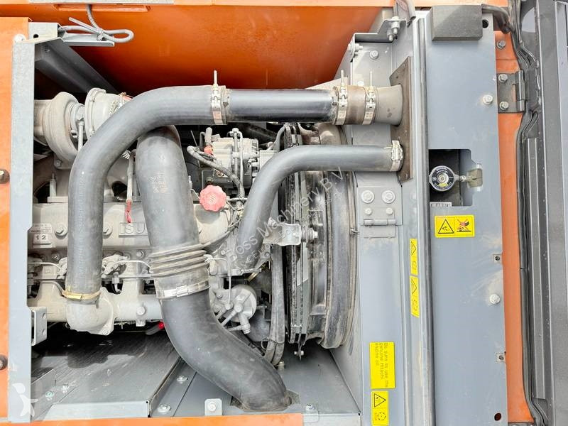 Rýpadlo Hitachi ZX220LC-5G / ISUZU ENGINE