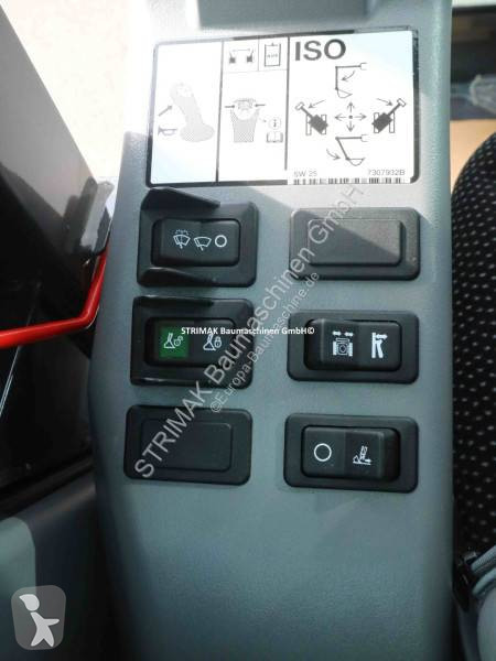 Lopatový nakládač Bobcat E 19 R2