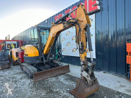 Lopatový nakládač Bobcat e35 à 22 500 € ht
