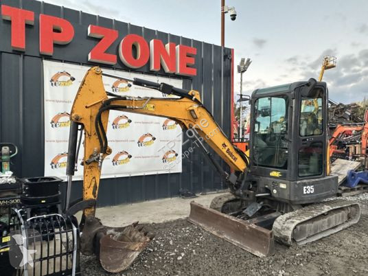 Lopatový nakládač Bobcat e35 à 23 500 € ht