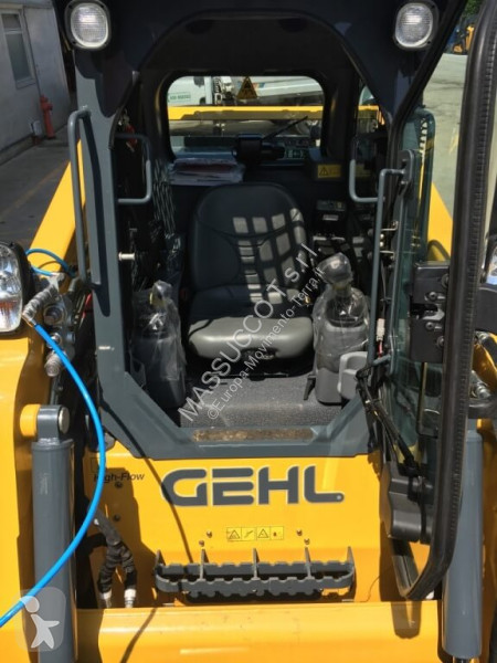 Skovl Gehl V270