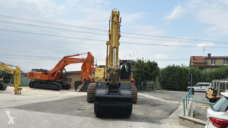 Rýpadlo Komatsu PC700 LC8E0