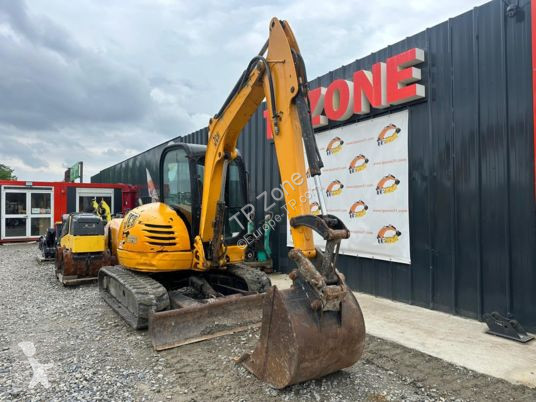 Lopatový nakládač JCB à 18 500 € ht