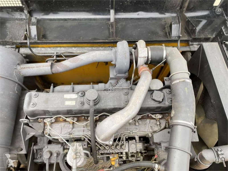 Rýpadlo JCB ISUZU MANUAL PUMP