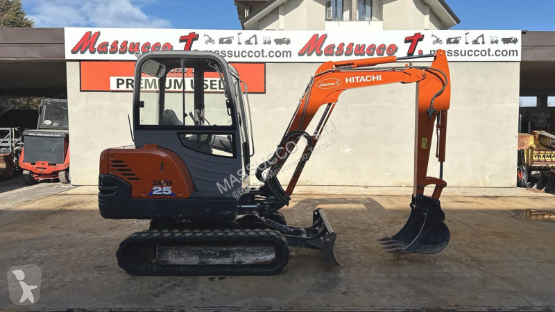 Rýpadlo Hitachi CLR