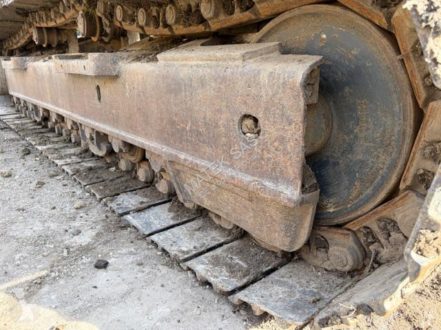 Экскаватор Komatsu