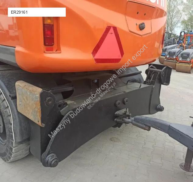 Экскаватор Hitachi