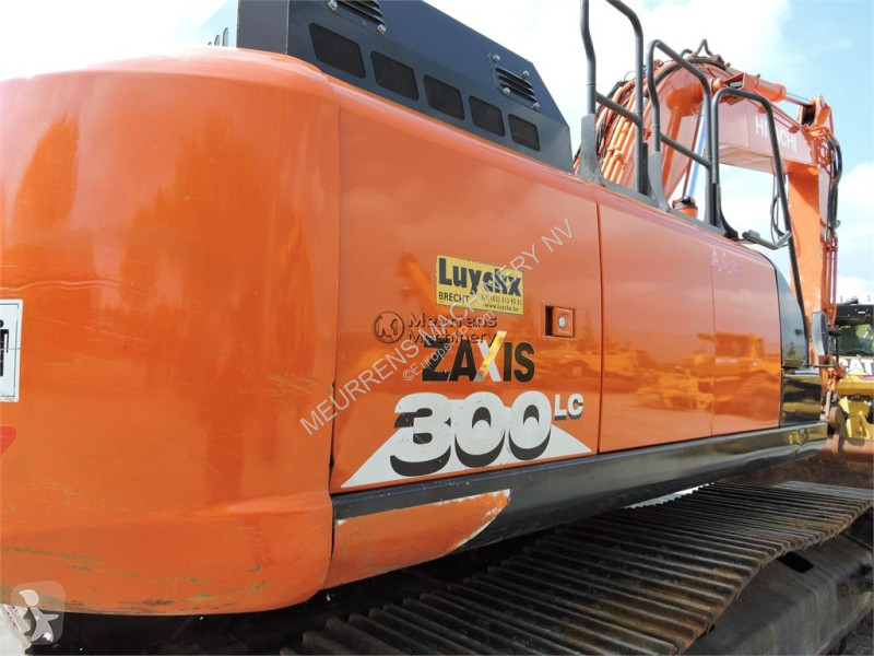 جرافة Hitachi 0
