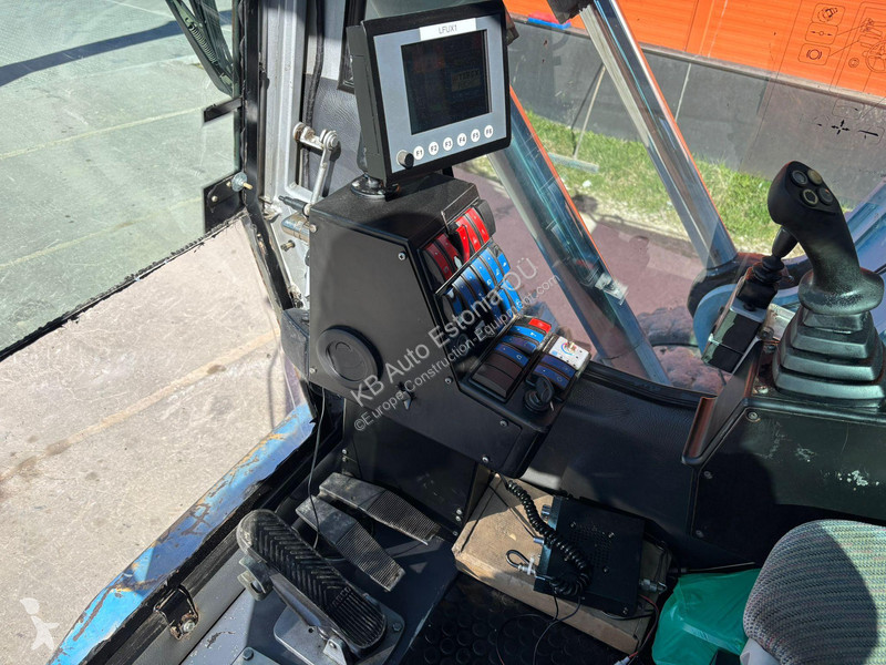 جرافة Terex Fuchs