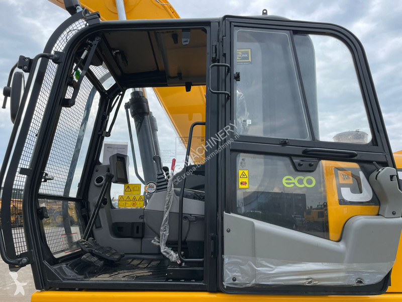 Rýpadlo JCB 245 HD LR