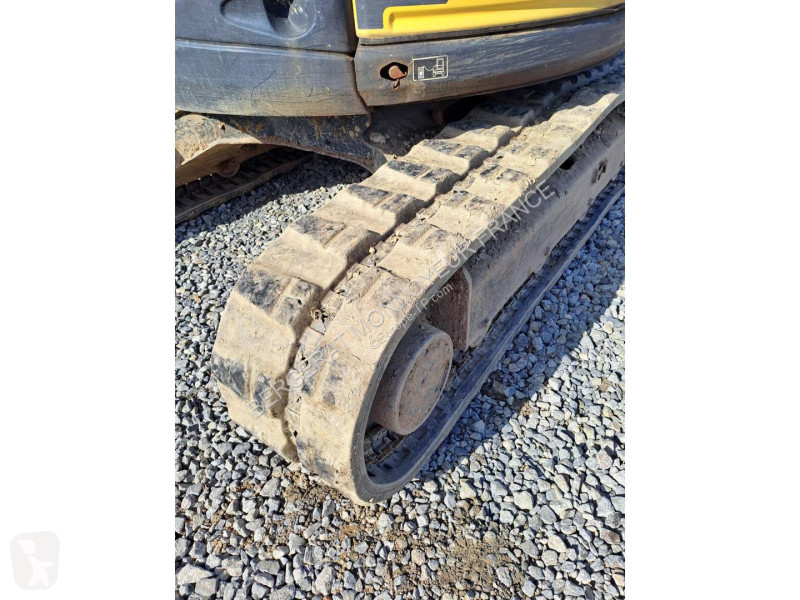 جرافة Yanmar VIO50
