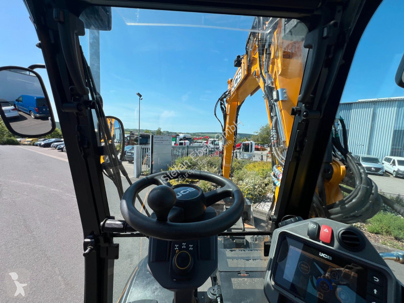جرافة JCB 110W / Pratzen / nur 179h / Löffelpaket