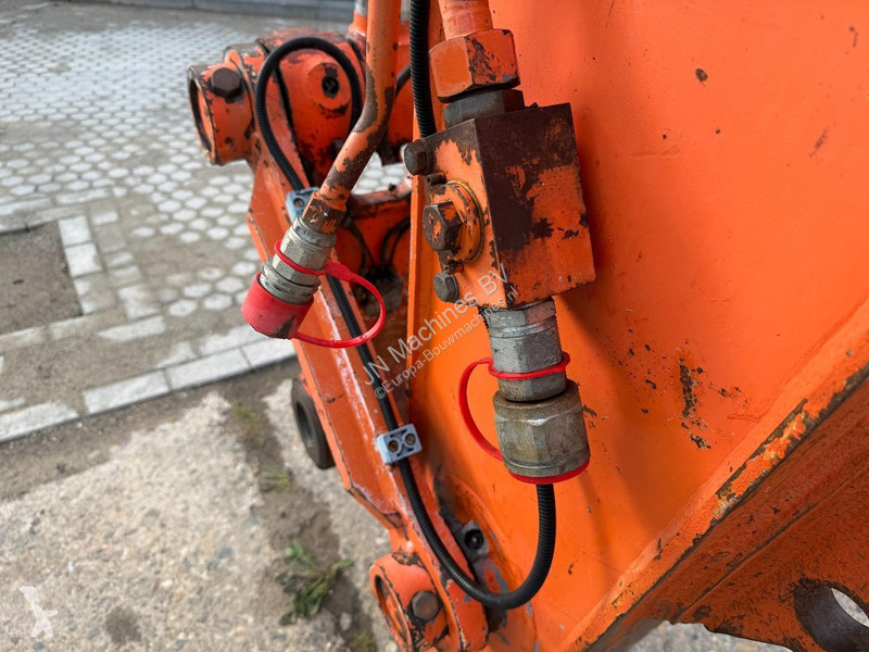 Rýpadlo Hitachi LC3