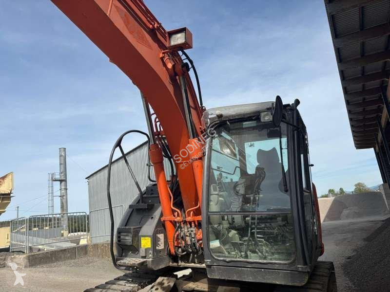 جرافة Hitachi ZX135 US3