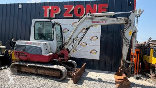 جرافة Takeuchi tb250 clim à 27 900 € ht