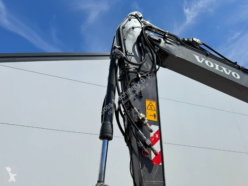 جرافة Volvo - German Machine / Triple Boom