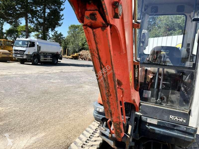 جرافة Kubota
