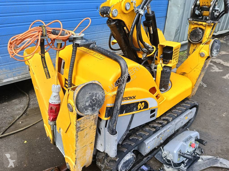 جرافة Brokk 90 husqvarna robot remote excavator...