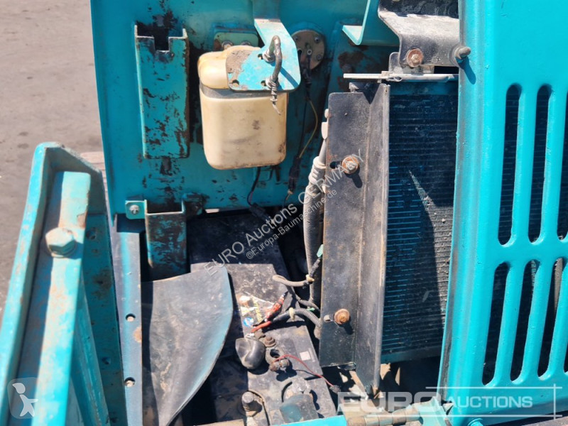جرافة Kobelco C