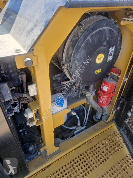 جرافة Caterpillar 374FL