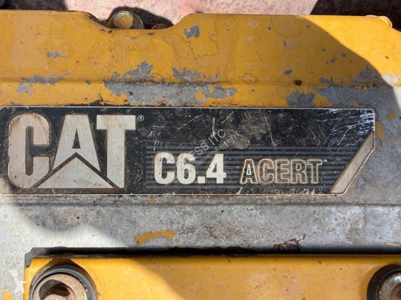 Escavatore Caterpillar L