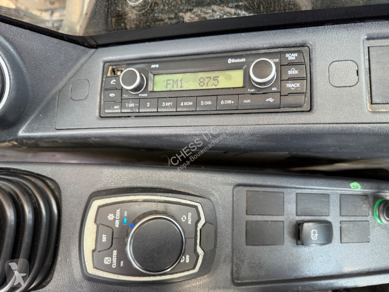 Rýpadlo Hyundai 260 NL - HC 260 L - 220 L -  L
