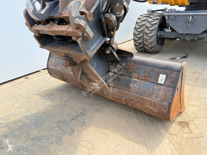 Rýpadlo Liebherr - Blade / Auto Greasing /...