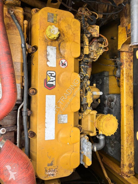 Rýpadlo Caterpillar 352