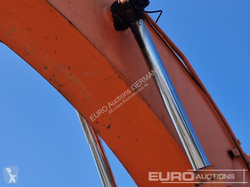 Rýpadlo Hitachi ZX225 USLC3
