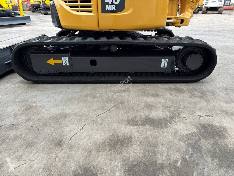 Rýpadlo Komatsu MR-2