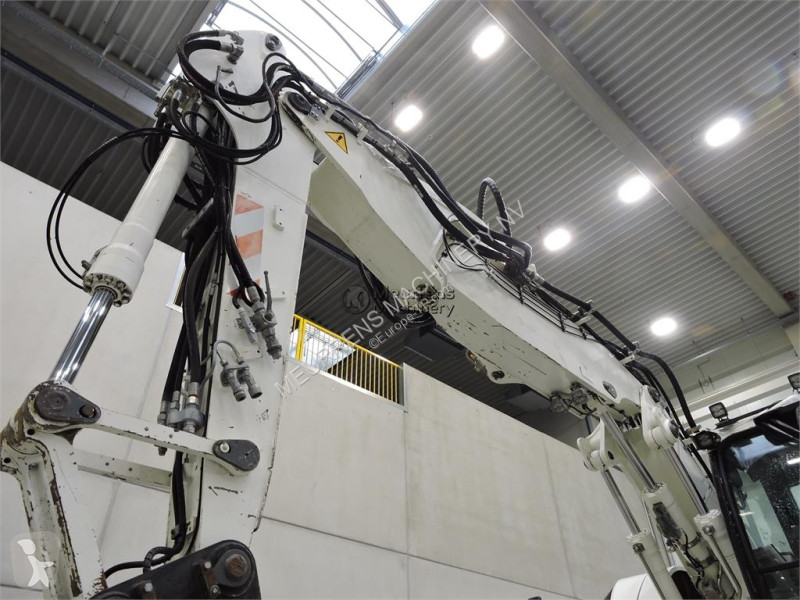 جرافة Liebherr A918