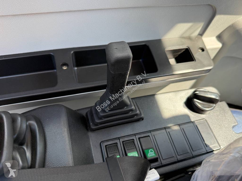 جرافة Hyundai HX60 G - BRAND NEW / Hammer Lines...