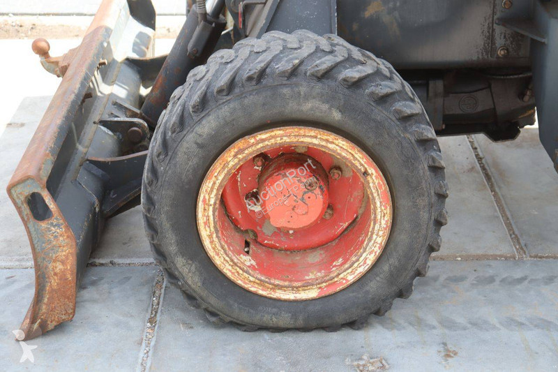 جرافة Neuson 3800 WD