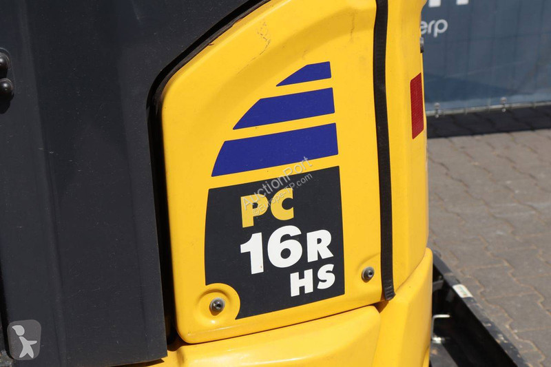 جرافة Komatsu PC16R-3HS