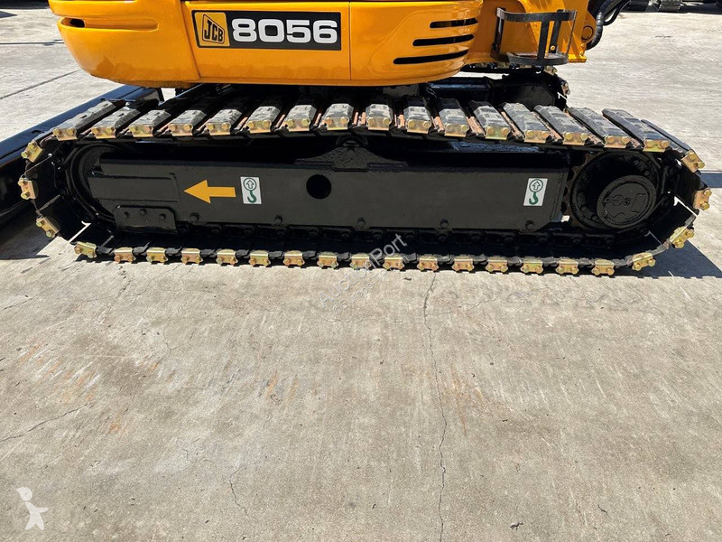 Rýpadlo JCB 8056