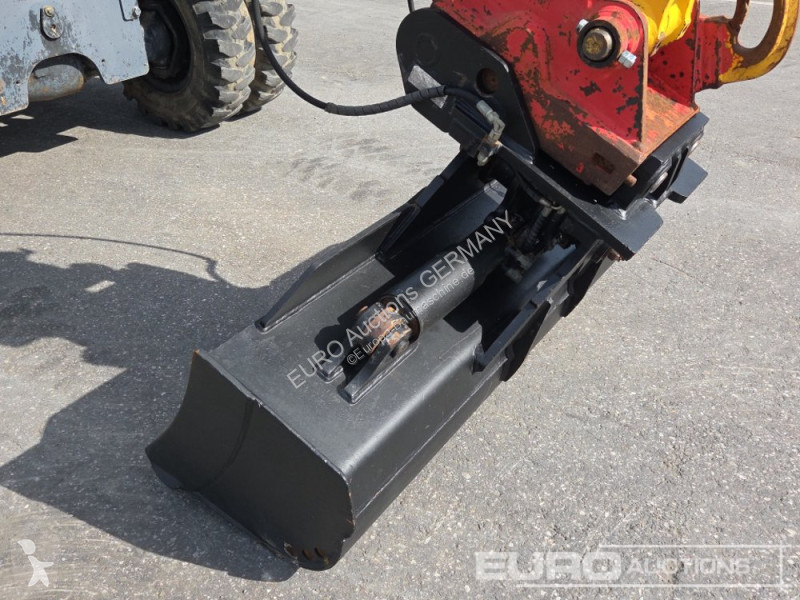 Багер Komatsu
