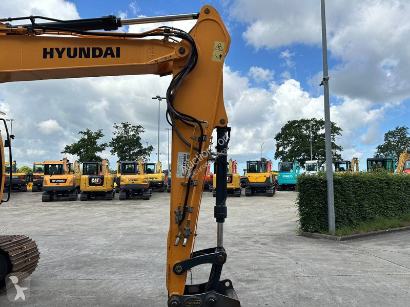 جرافة Hyundai HX130 LCR