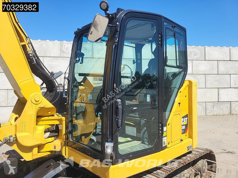Lopatový nakládač Caterpillar CR