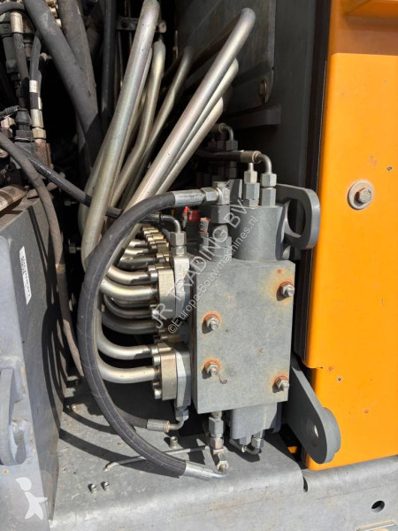 Rýpadlo Liebherr Compact (3 Buckets + Forks)