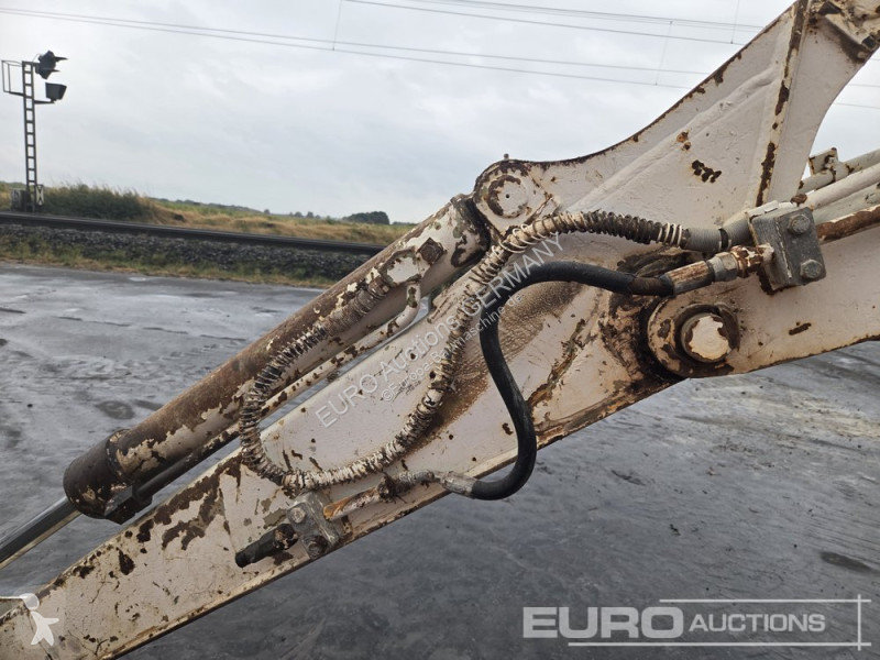 Excavator Yanmar YB351
