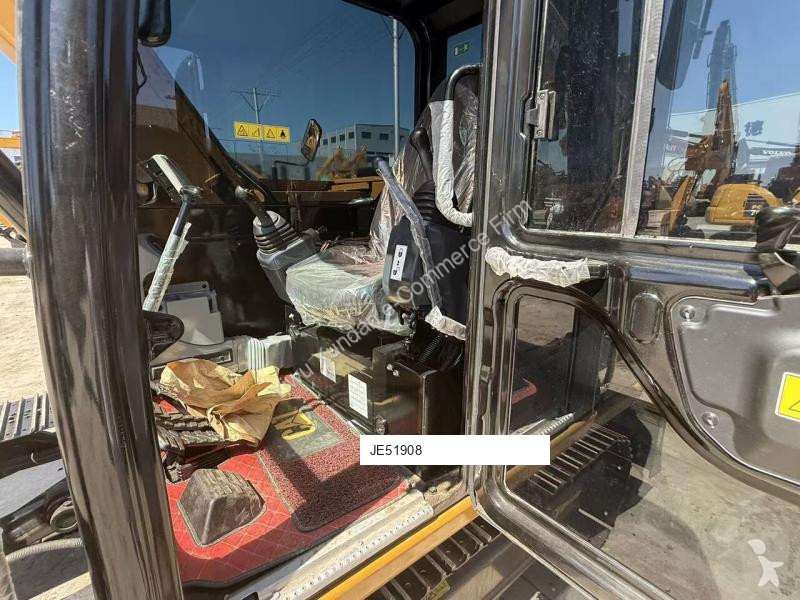 جرافة Caterpillar 307
